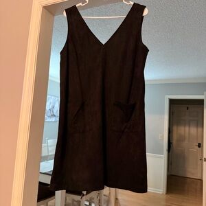 Soprano Women’s Boutique Suede Black Sleeveless V-Neck Dress w/ Pockets Size L